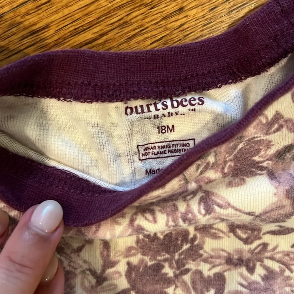 GENTLY USED PURPLE HORSES BURTS BEES BABY PAJAMAS SET  - SIZE 18M ORGANIC COTTON